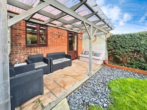 ANNE CLOSE- click for photo gallery